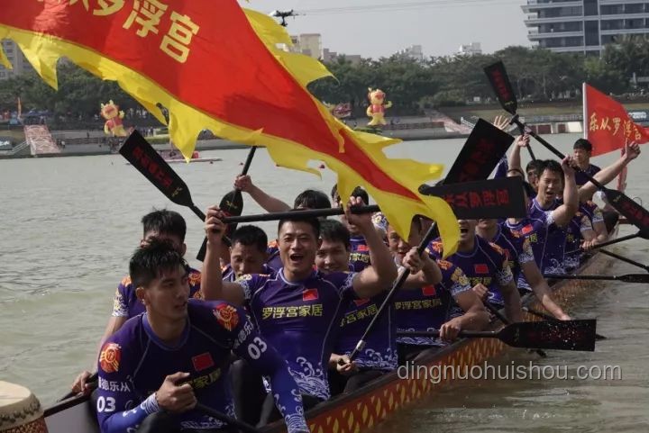 龙舟赛场“跨界”征婚：传统文化与现代需求的创新碰撞🚣‍♂️💑